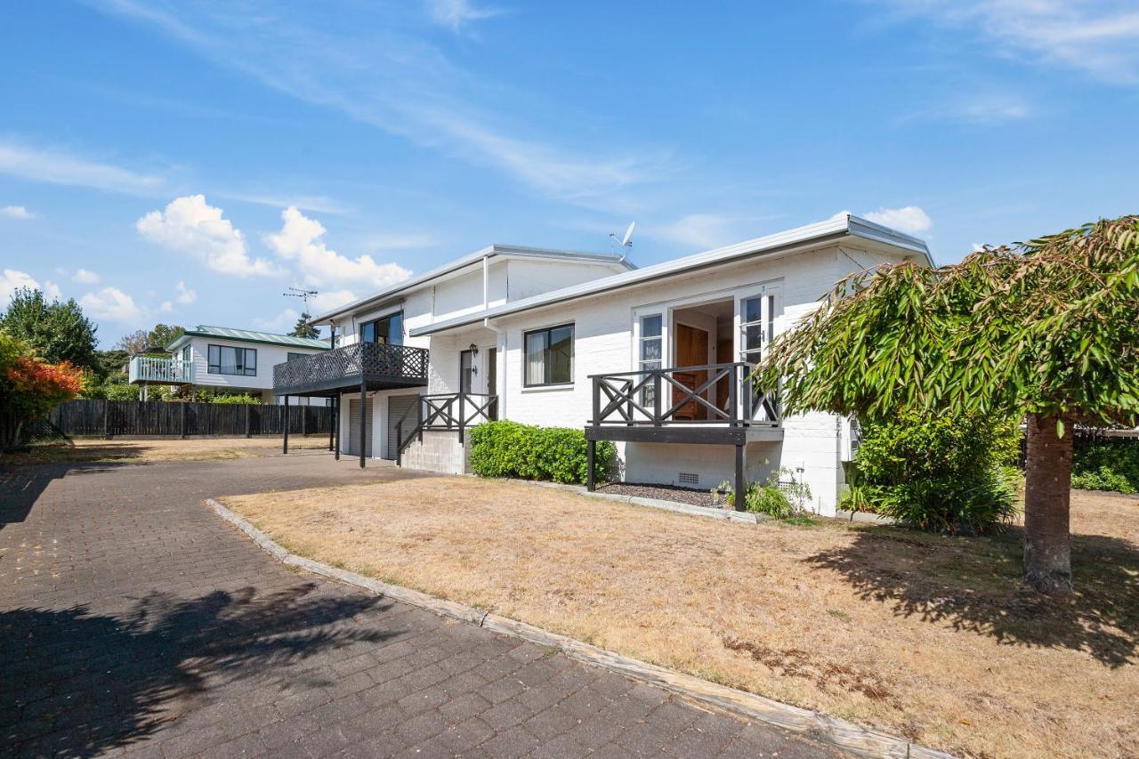Lake Vista At Two Mile Bay- Taupo Central Home Exteriér fotografie